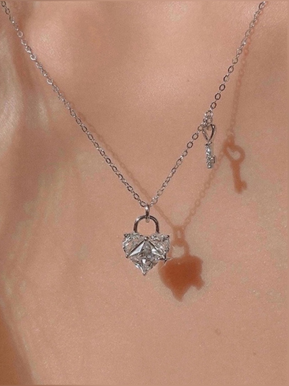 🩷 NEW 🩷 Heart Lock Pendant Necklace 🩷